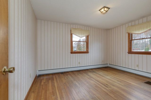 380 Woodcrest Court, Manchester, NH 03109