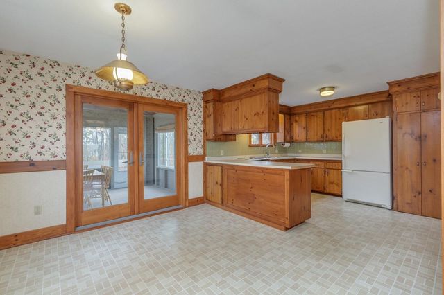 380 Woodcrest Court, Manchester, NH 03109