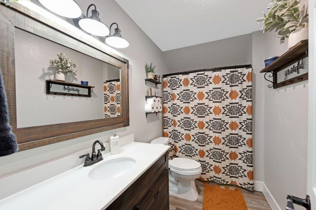 819 Sentinel Oaks, Pinehurst, TX 77362
