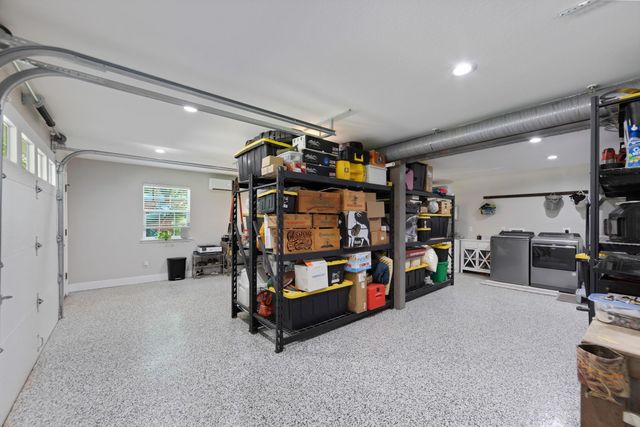 819 Sentinel Oaks, Pinehurst, TX 77362
