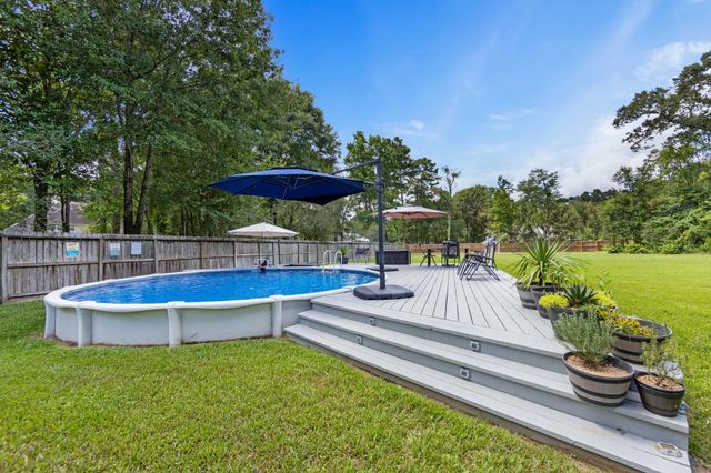 819 Sentinel Oaks, Pinehurst, TX 77362