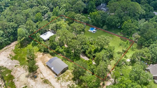 819 Sentinel Oaks, Pinehurst, TX 77362