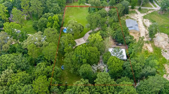 819 Sentinel Oaks, Pinehurst, TX 77362
