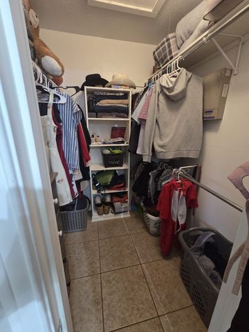 521 Newcastle Drive, Desoto, TX 75115