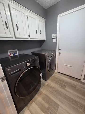 521 Newcastle Drive, Desoto, TX 75115