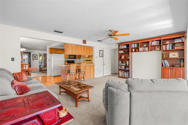 962 CORVETTE DRIVE, Largo, FL 33771