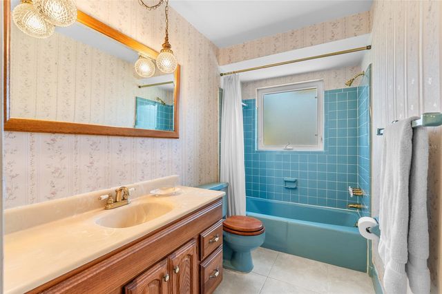 962 CORVETTE DRIVE, Largo, FL 33771