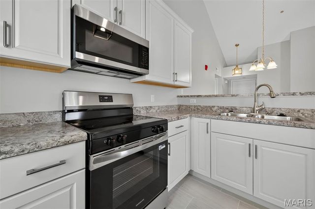 4301 Spring Creek Lane, O'fallon, MO 63368