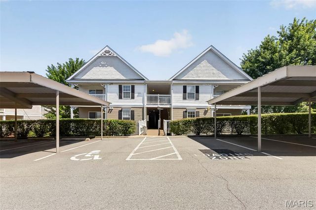 4301 Spring Creek Lane, O'fallon, MO 63368