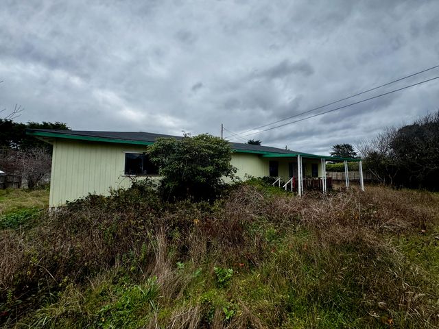 743 Montana Road, Mckinleyville, CA 95519
