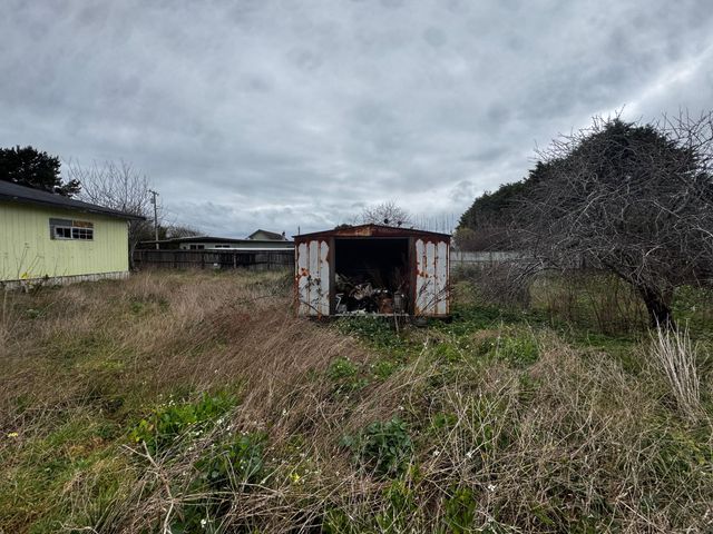 743 Montana Road, Mckinleyville, CA 95519