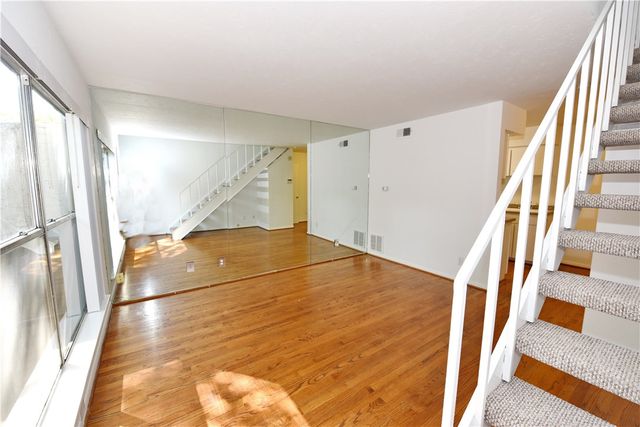 4431 Travis Street 104, Dallas, TX 75205