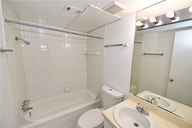 4431 Travis Street 104, Dallas, TX 75205