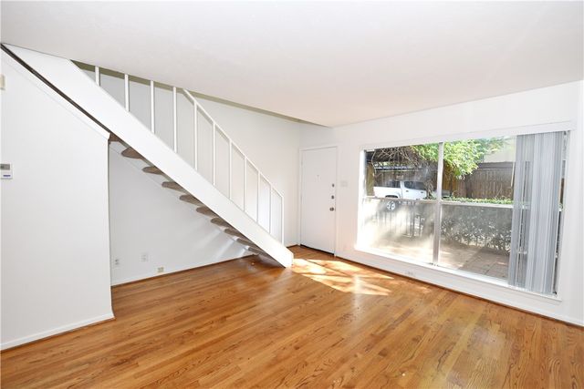 4431 Travis Street 104, Dallas, TX 75205