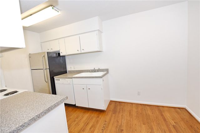 4431 Travis Street 104, Dallas, TX 75205
