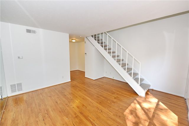 4431 Travis Street 104, Dallas, TX 75205