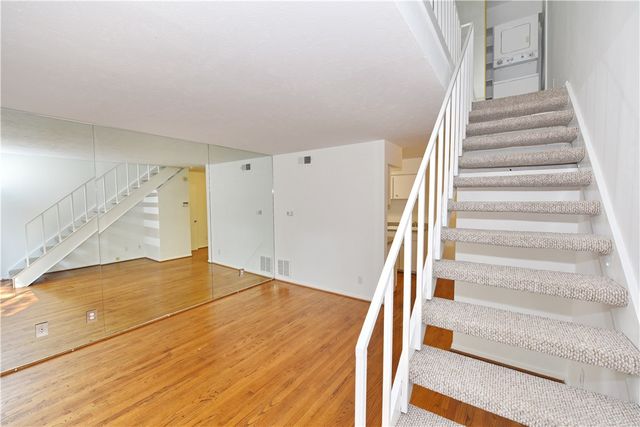 4431 Travis Street 104, Dallas, TX 75205