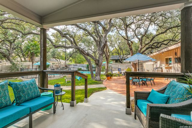 8811 Pineridge Rd, San Antonio, TX 78217