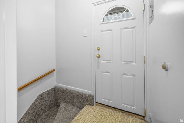 5030 S 300 W, Washington Terrace, UT 84405