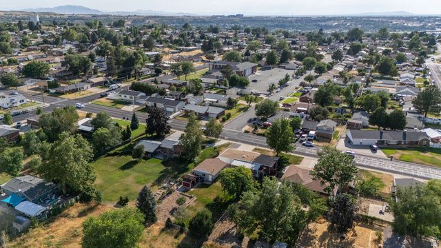 5030 S 300 W, Washington Terrace, UT 84405