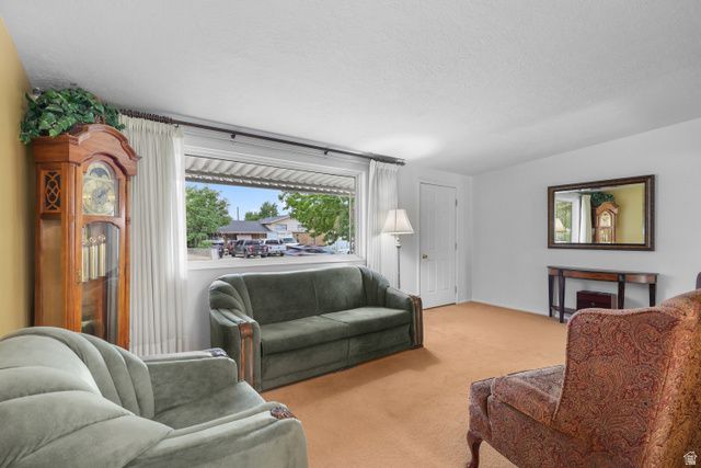 5030 S 300 W, Washington Terrace, UT 84405