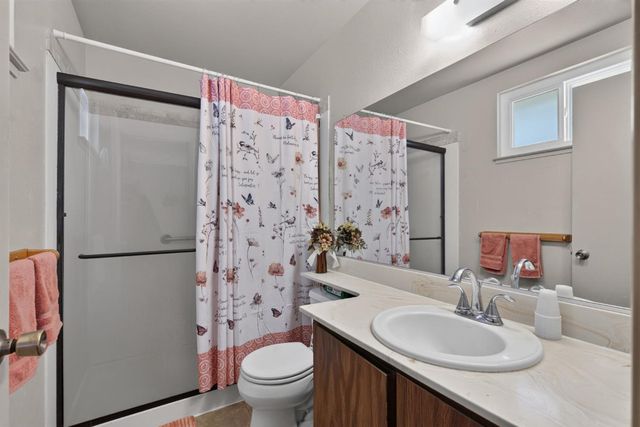 6528 Mossview Way, Citrus Heights, CA 95621