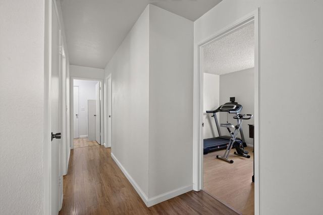 6528 Mossview Way, Citrus Heights, CA 95621