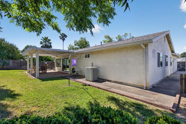 6528 Mossview Way, Citrus Heights, CA 95621