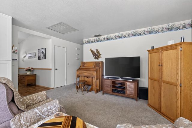 6528 Mossview Way, Citrus Heights, CA 95621