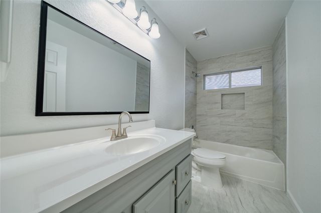 11115 Seminole Spring Lane, Houston, TX 77089