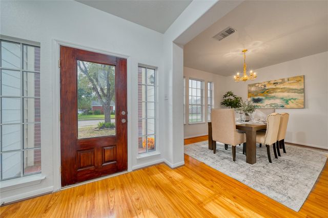 11115 Seminole Spring Lane, Houston, TX 77089