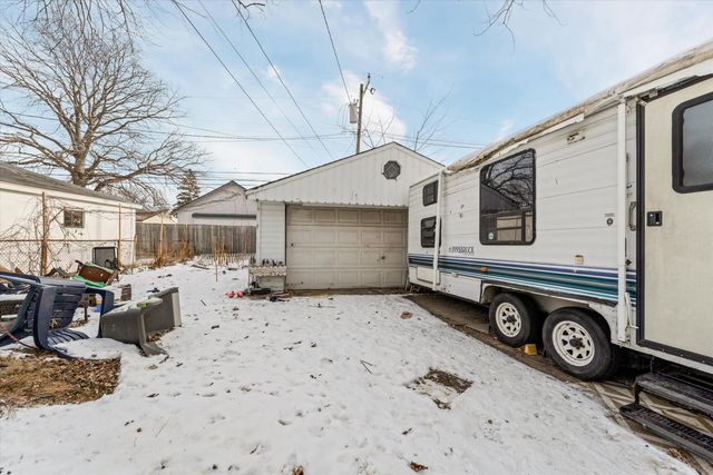 23728 Normandy Avenue, Eastpointe, MI 48021