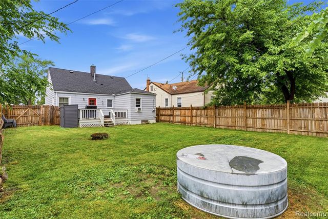12848 Vernon Avenue, Warren, MI 48089