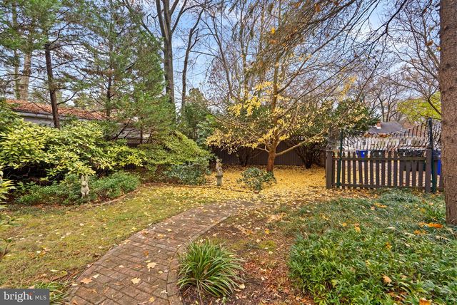 4807 GUILFORD RD, College Park, MD 20740