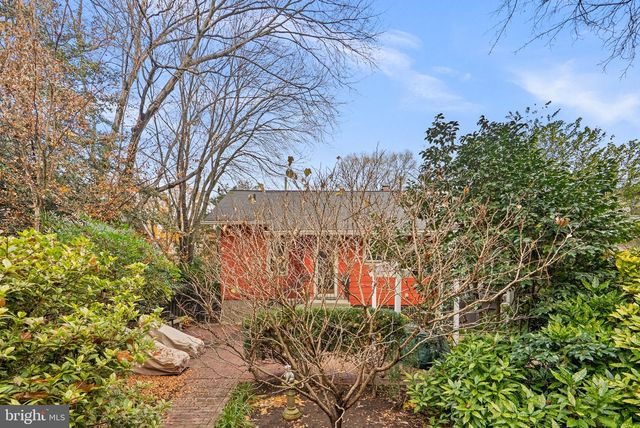 4807 GUILFORD RD, College Park, MD 20740