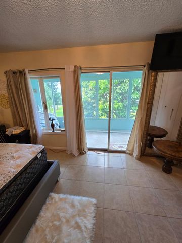 12 Prescott 12, Deerfield Beach, FL 33442