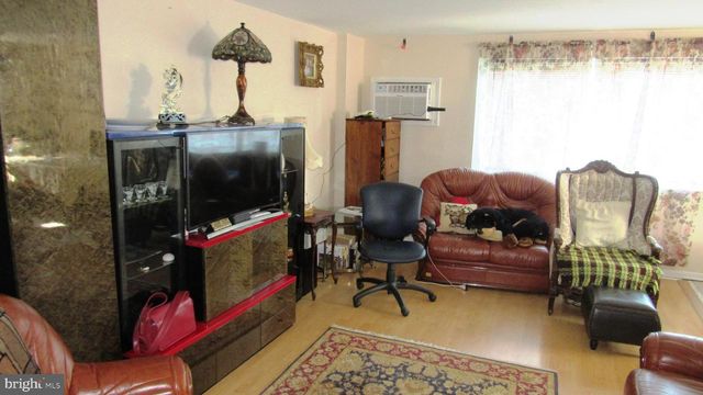 10602 COWDEN ST, Philadelphia, PA 19116