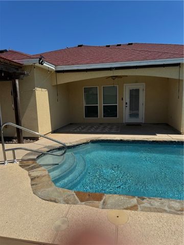 16113 Broomsedge St, Corpus Christi, TX 78418