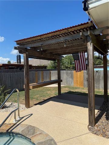 16113 Broomsedge St, Corpus Christi, TX 78418