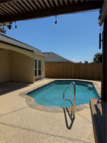 16113 Broomsedge St, Corpus Christi, TX 78418
