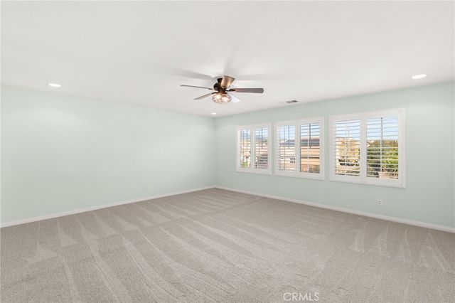 1067 Gold Finch, Beaumont, CA 92223