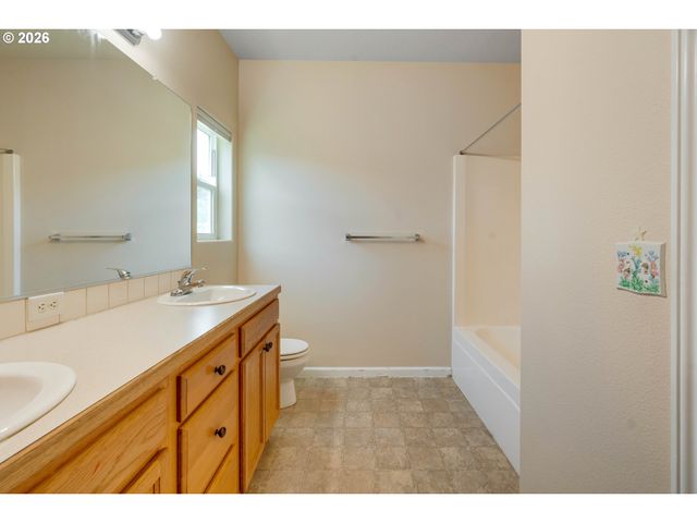 2365 N GRAY St, Cornelius, OR 97113
