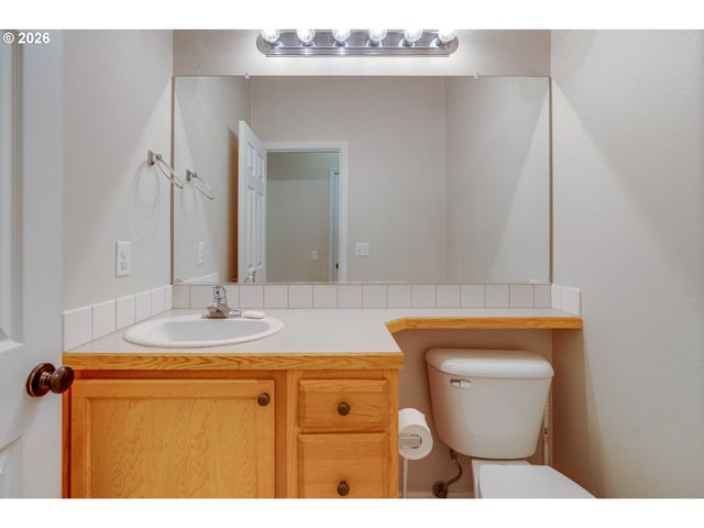 2365 N GRAY St, Cornelius, OR 97113