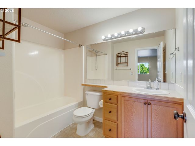 2365 N GRAY St, Cornelius, OR 97113