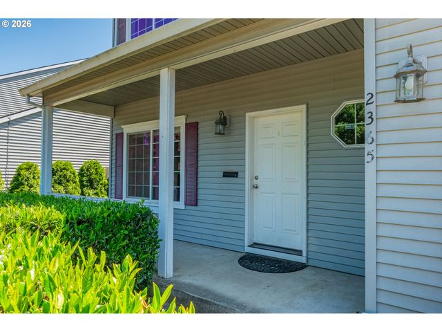 2365 N GRAY St, Cornelius, OR 97113