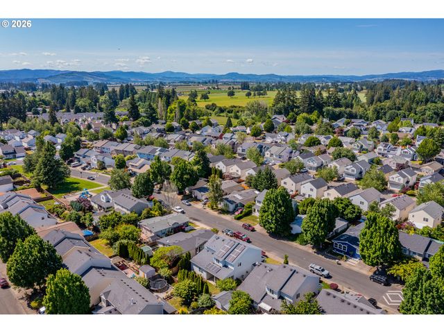 2365 N GRAY St, Cornelius, OR 97113
