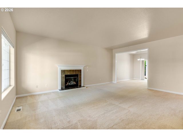 2365 N GRAY St, Cornelius, OR 97113