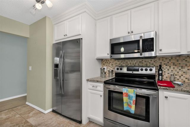 9371 HEARTWELLVILLE AVENUE, Englewood, FL 34224