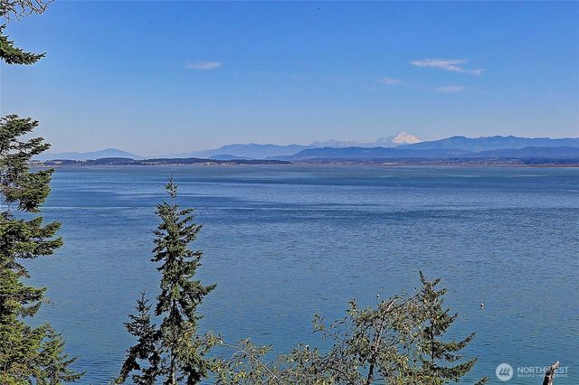 1681 S East Camano Drive, Camano Island, WA 98282