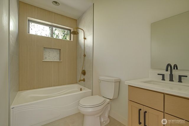 1681 S East Camano Drive, Camano Island, WA 98282